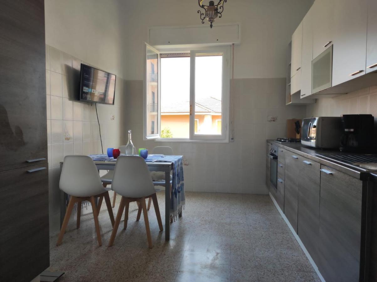 Appartamento Vicino Al Mare Con Parcheggio ريفا ليجوري المظهر الخارجي الصورة